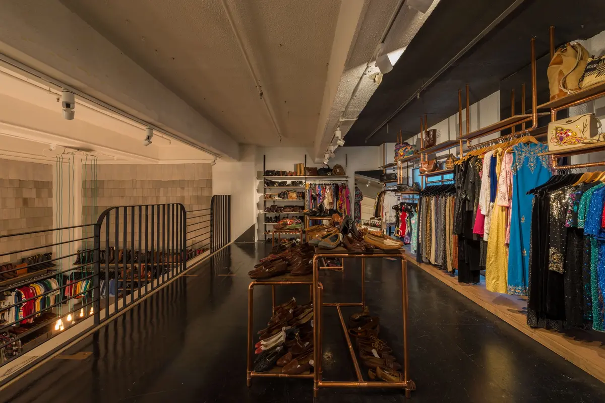 Vintage Sole Cathedral Arcade - Cathedral Arcade, Flinders Lane, Melbourne, Australia Vintage Sole Cathedral Arcade - retail interior design, fabrication, fitout and project management - Cathedral Arcade, Flinders Lane, Melbourne, Australia