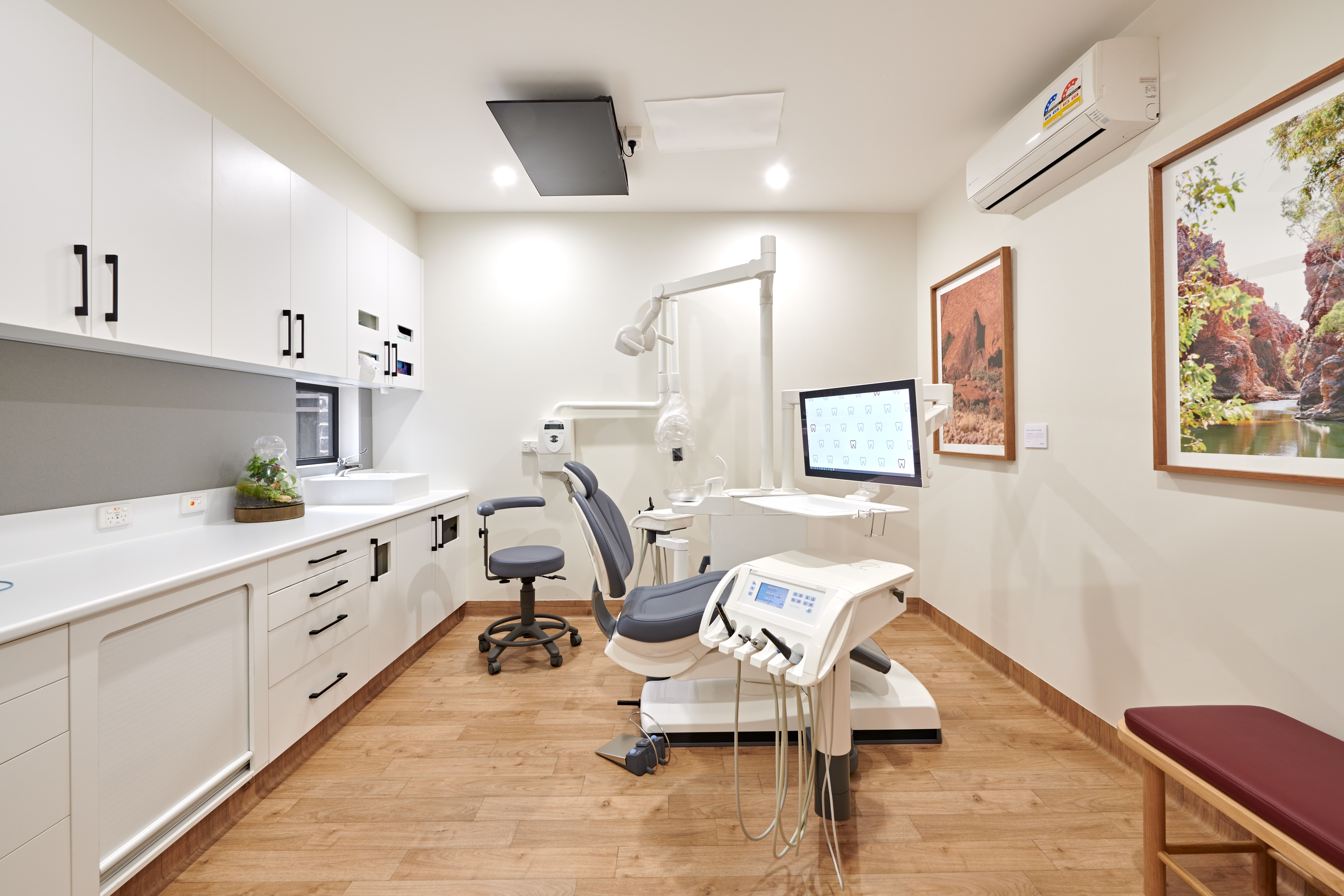 Northvale Dental - medical interior design, joinery and fitout - Northcote, Melbourne, Australia