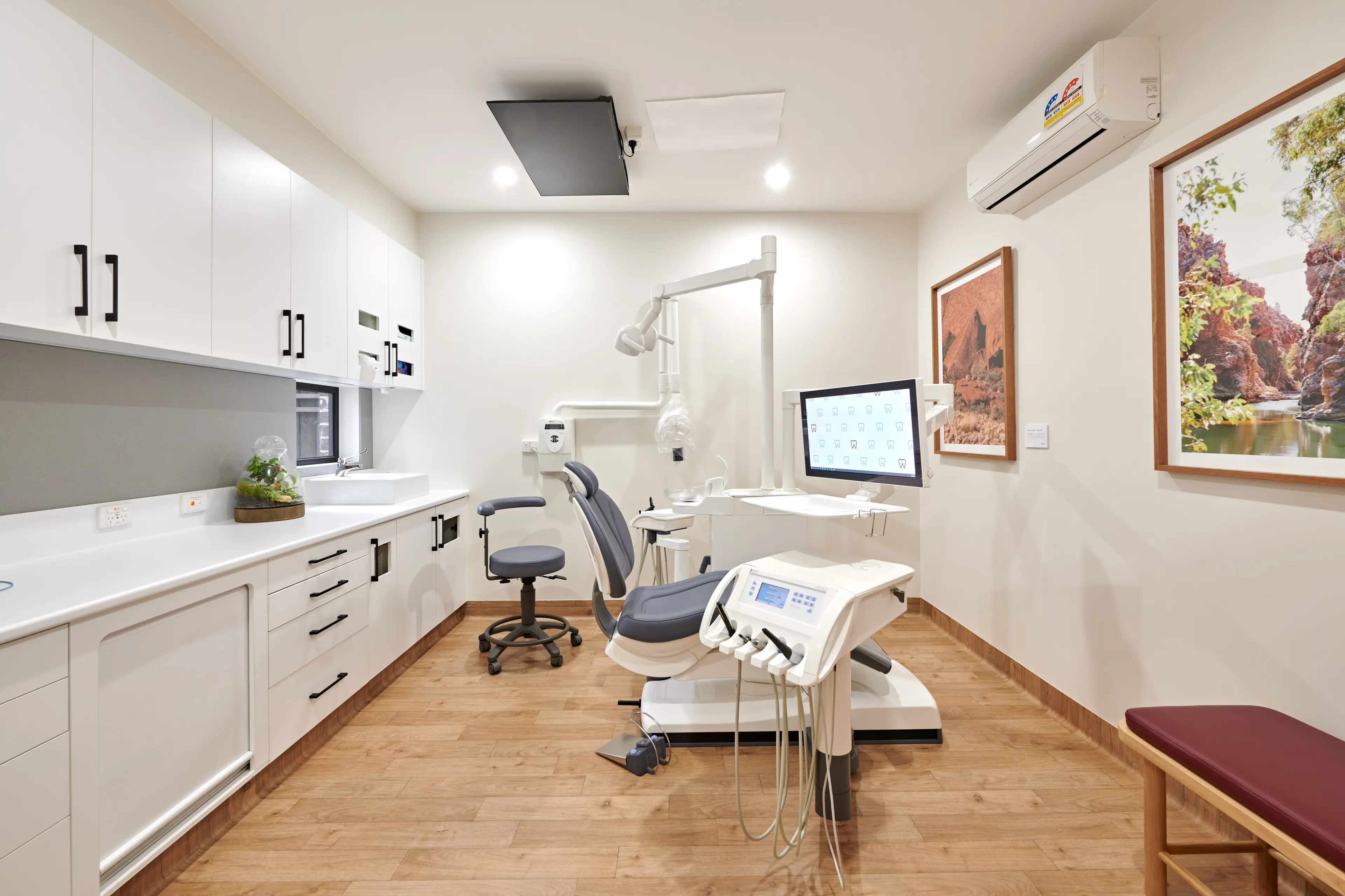 Northvale Dental - medical interior design, joinery and fitout - Northcote, Melbourne, Australia